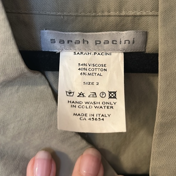 Sarah Pacini Olive Sleeveless Draped Top — Size 8–10 (SP 2) - Picture 4 of 14